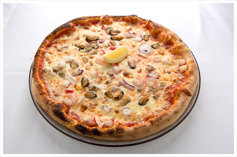 18. Frutti di Mare pizza • Pizzarendelés Miskolc